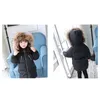 CROAL CHERIE Chaud 90% Duck Down Veste Filles Garçons Hiver Fourrure De Raton Laveur Combinaison Pour Enfants Pour Enfants À Capuchon Garçons Vêtements LJ201017