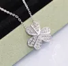 V goud materiaal geen vervagen geen kleur veranderen bloem met diamant vrouwen punk ketting bruiloft sieraden gift PS34403108405