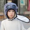 Chapéu de bombardeiro infantil com veludo para manter o inverno quente para as crianças chapéu à prova d'água da capa do ouvido com máscara de óculos Balaaclava legal