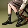 Meias masculinas de grife meias de lã para mulheres 5 pares de malha grossa vintage inverno quente aconchegante meias estilo vintage meias coloridas de grife GUGX