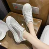 Scarpe Sneakers Superstar Scarpe da ginnastica da donna Platform Fashion Running Mesh Suola spessa 2022 Casual Summer Leisure Solid Lace-Up PU Ru