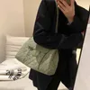 Shoppingkassar Mode Quilted Scrub PU Läder Crossbody Väskor för Kvinnor 2021 Små kedjedesigner Skulderpåsar och handväskor 7727 220304