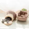 Sac de couchage Coussin Lit pour animaux de compagnie Chatons Produits Jouet Hiver Chaud Chat Lit En Peluche Doux Portable Pliable Rond Mignon Chat Maison Cave 201111