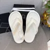 Designer woman Men Slipper flip-flops Splint Beach shoes Round head lovers Luxury Soft bottom comfort Fashion Tricolor Top Slides Lady Sandal Brocade With Box