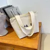 Modisches Design, solide Kosmetiktaschen, Canvas-Kette, Einkaufstasche, Einkaufshandtasche, lässig, klassisch, schwarz, Damen-Make-up-Taschen