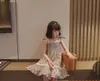 高品質の夏の子供の赤ちゃん女の子のファッションドレス王女の花のドレス子供女の子の幼児のノースリーブの服のドレス
