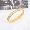 Bracciale rigido punk con ciondolo di qualità di lusso con tutti i diamanti scintillanti in tre colori placcati per il regalo di gioielli da sposa da donna con timbro sulla scatola PS7327