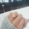 Anéis das mulheres redondo pedras preciosas anéis de prata anéis de jóias simulam anel de diamante para presente de casamento