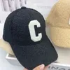 Ladies Autumn and Winter New Lamb Fur Caps Tide Brand C Letter Embroidery Warm Baseball Cap Outdoor Street Fashion Wild Hat AA2203255G