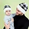 8 couleurs Parent-enfant Beanie hiver chaud adultes enfants casquettes tricotées sports de plein air bonnets Plaid laine chapeaux chapeaux de fête de fête