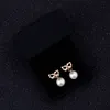 Kisswife New Shapeshift Stud Earring Bow Pearl Earrings Accessories Pearl Bow smycken gåvor7172222
