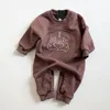 Herbst neue Babykleidung niedlichen Cartoon-Stil Babyspielanzug Baumwolle Kleinkind Jungen Overall LJ201023