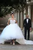 Robe de mariage Arabisches Hochzeitskleid 2019 Sheer Neck Long Sleeves Ballkleid Kapelle Zug Applikationen Tüll Brautkleider