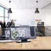 Schreibtisch Elektronischer Wecker Tisch Großbildschirme LED Digitale Wecker 180 ° Drehen Projektor FM Radio Makeup Mirror Snooze Temperaturfeuchtigkeit ZL0595