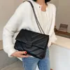 HBP V-Line Crossbody Torba dla kobiet 2021 Moda Sac Główny żeński torba na ramię Kobiet Torebki i torebki z uchwytem