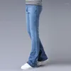 Mens Jeans Traditionell bootcut ben Slim Fit lätt utskjutna jeans blå svart manlig designer klassiska stretch flare pants11350403