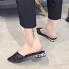 In Baotou im Sommer von 2020 Joker Gaze Mode Wear Wear Sandals Faule Person außerhalb Strandschuhe, Hausschuhe X1020