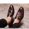 Nuovi uomini scarpe eleganti con nappe in pelle verniciata moda italiana di lusso scarpe da festa di nozze lucide calzature scarpe oxford