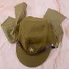 kostium kapeluszowy wojskowy