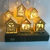 La dernière cabine LED Mini Luminous Snow House Night Light Enfants de Noël DÉCORTÉ DE CHROIS PENDANT DÉCORME DE CHOIL