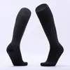 Livraison rapide hommes chaussettes longues solides respirant vêtements épais chaussettes de sport homme doux blanc noir chaussette de Football profession chaussettes de Football Wea7603636