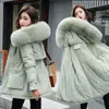 Winter Parkas 2020 New Fashion Long Cotton Fur Liner Hooded Parkas Women with Pockets Fur Collar Warm JacketsとCoat ClothesLJ201021