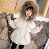 Piumino di design per bambini Set di cappotti di moda per ragazze Piumino spesso con cappuccio per bambini Piumino in tinta unita per bambini Mantiene caldo l'inverno congelato