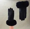 2020 Winter Fur Plush äkta läder softs mode märke Elastic Half Finger Rabbit Warm Sheepskin Sexig Drive Ladies Touch Screen3034874