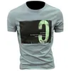 T-shirt maschile per lettere a maniche corte Personalità 2022 Summer Nuova moda Slim Elastic Bilm Cotone Trend Handso253B Handso253B