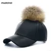 Maershei Kobiety moda prawdziwa futrzana czapka baseballowa ciepła swobodna dziewczyna kapelusz snapback pombacka pomp cap skórzane kości hip -hopowe czapki Y200714295S