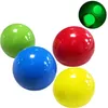 Lysande takbollar Stress Relief Sticky Ball Limmade Target Ball Night Light Decompression Balls Squishy Glow Toys Kids Fast Shipping