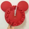 Nuevos relojes de pared digitales estéreo 3D de dibujos animados, dormitorio de niños novedosos Reloj de pared decorativo grande con reloj blanco rojo rosa Regalo para niños LJ201204