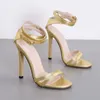 Сандалии 2021 Женщина Сексуальная элегантная роскошная лодыжка -ремешки золотые 12 см. Высокие каблуки Открытые пальцы для свадебного выпускного вечера туфли для вечеринки Zapatos
