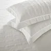 white mattress cover