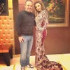 Myriam Fares burgundyイブニングドレスゴールド刺繍入りセクシーな深いvネックアラビアドバイドバイ七面鳥ハイスリットプロムガウンズローブDe soire236r