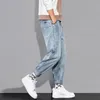 Heren jeans Koreaanse stijl mode mannen retro lichtblauwe losse fit casual denim harembroek hoge kwaliteit streetwear wide been broek1