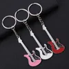 Mode classique guitare porte-clés voiture porte-clés porte-clés Instruments de musique pendentif accessoires pour homme femmes cadeau en gros