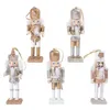 1 Set Christmas Wood Doll Decor Christmas Nutcracker Doll Pendant Creative Glittering Ornament för Party Store Hom1258n