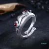 Klaster pierścienie Retro żaba z eleganckim stylem i stylu artystycznego bez inkrustowanego Czeski Otwarcia pierścień Przyjaciel Prezent Srebrny Biżuteria Unisex