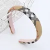 Fashion Women Designer Lether Headbanden Girls Hoge kwaliteit AAA +++ Rooster Grid Print hoofdband Sporthoofd Wrap Brede Hair Bands Hoofd Draai Hoofd Drappe Haaraccessoires