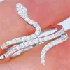 2021 Neuankömmling Einzigartiger einfacher Modeschmuck 925 Sterling Silber Pavé Weißer Saphir CZ Diamant Edelsteine Frauen Hochzeit Schlangenring Geschenk