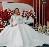 NY! Plus Storlek Bröllopsklänningar Beading Bridal Gowns Långärmad Crystal Lace Appliqued Sequined Vestidos de Novia Ee