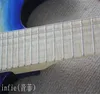 卸売ホワイトブルーギターゴールドハードウェアとトレモロシステムエレキギター