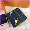 Street Fashion Women Pulsera Reloj de oro y pulseras clave Diseñadores Joyería Señoras de alta calidad para regalos de fiesta Accesorios D2270311T