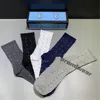 Avec boîte 2024 Hommes Designer Chaussettes Luxe Sports Winter Mesh Lettre Imprimé Femmes Tiger Wolf Head Wild Sock Broderie Coton Casual Chaussettes