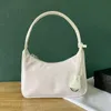 Lyxkvinnor Nylonpåsar Designer Lady Women Hobo axelväska handväska underarm armhålväska plånbok svart rosa