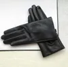 Mode-gants pour femmes en cuir véritable hiver chaud peluches femme doux femme doublure en fourrure mitaines de haute qualité