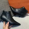 Nowe jesień buty zimowe Kobieta kostki Seksowne czarne białe cienkie cienkie niska pięta spiczaste palce u stóp skórzane buty 201103