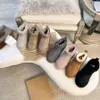 Australien Tazz Maxi Tasman Classic Winter Warm Boots Womens Mini Half Snow Tjock Sole Boot Sheepskin Full Fluffy Furry Designer Ankel Booties Tisters Us 4-12 2023