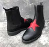 Black Winter Genuine Leather Leather Fashion Boots عالي الجودة زلة مصنوعة يدويًا على أحذية الكاحل للرجال 80184